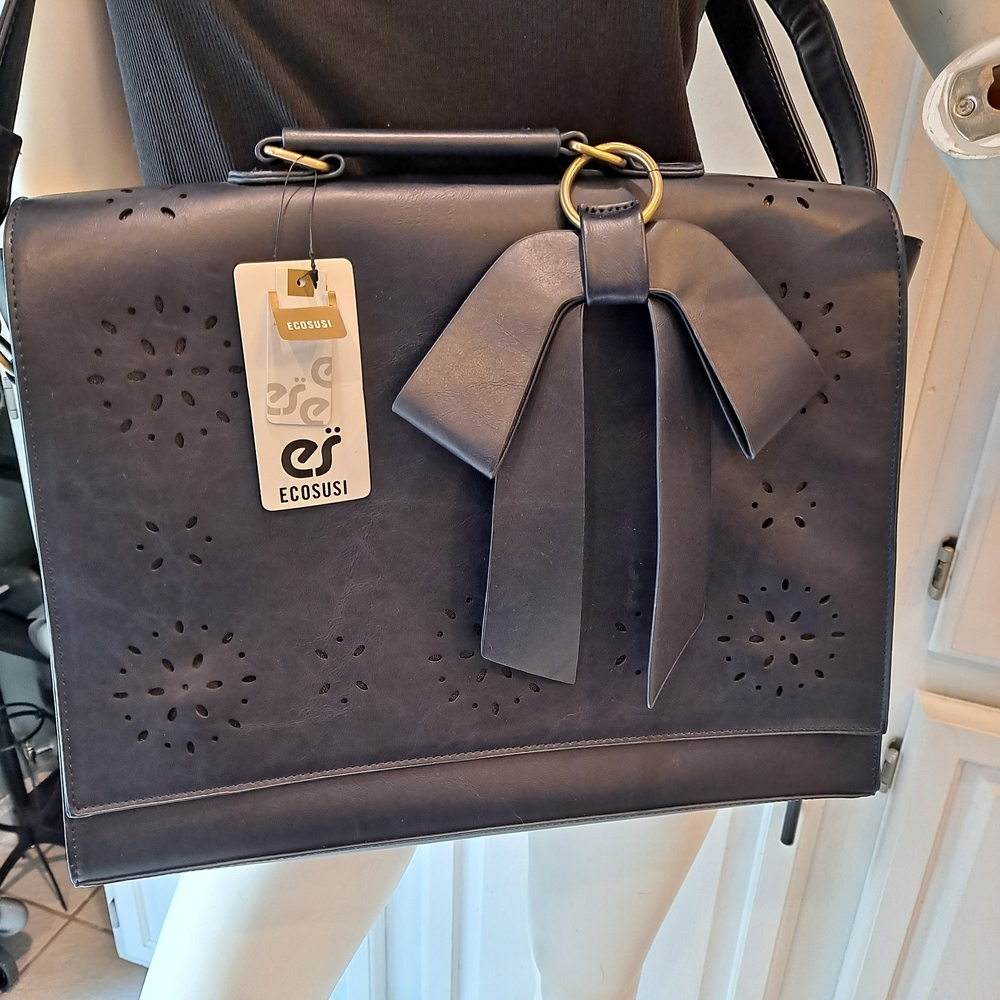 Ecosusi Navy Laptop Bag with Elegant Bow